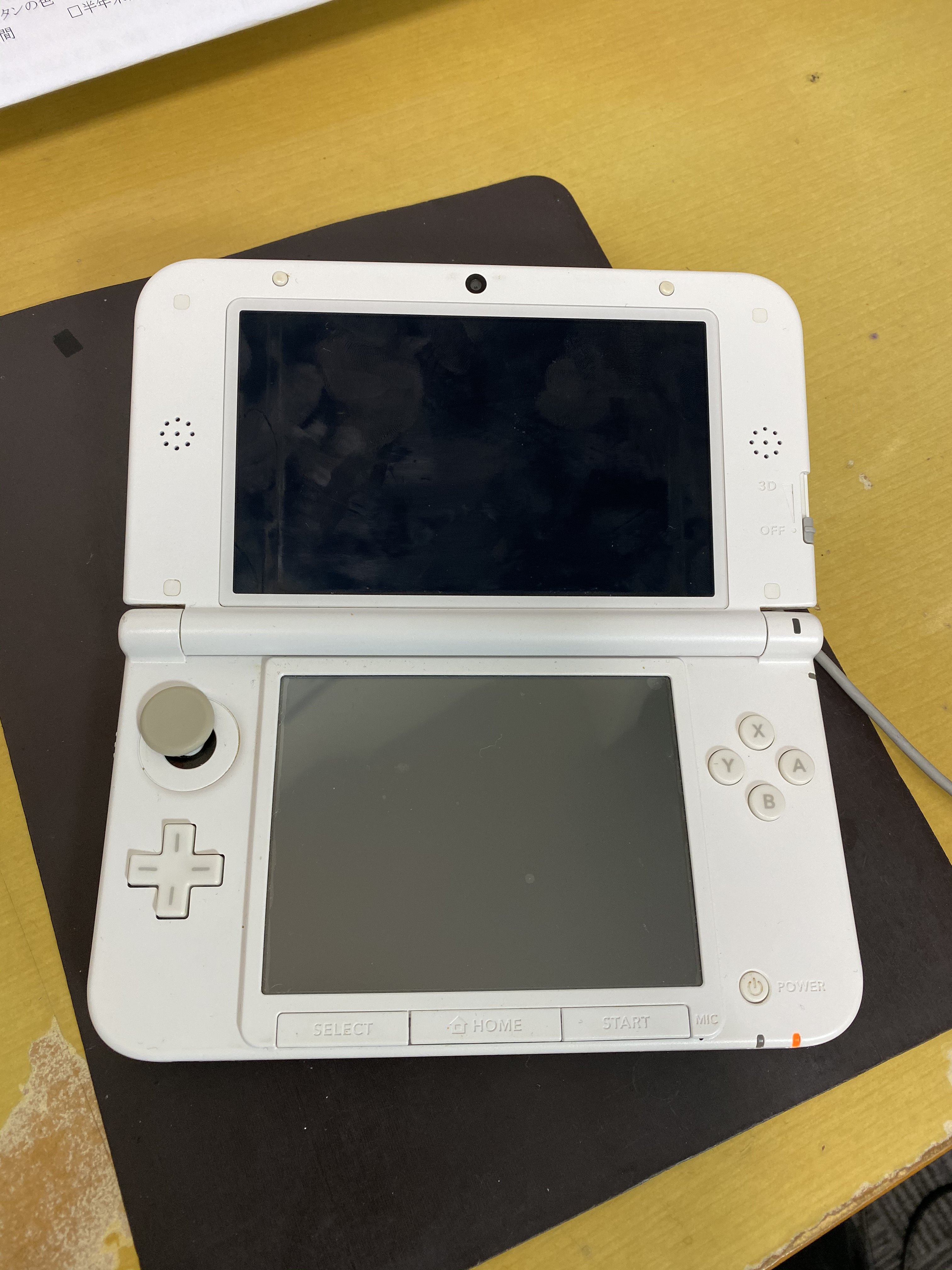 Nintendo 3ds Llのスライドパッドが壊れた ゲーム機修理もお任せ下さい スマホスピタル広島本通