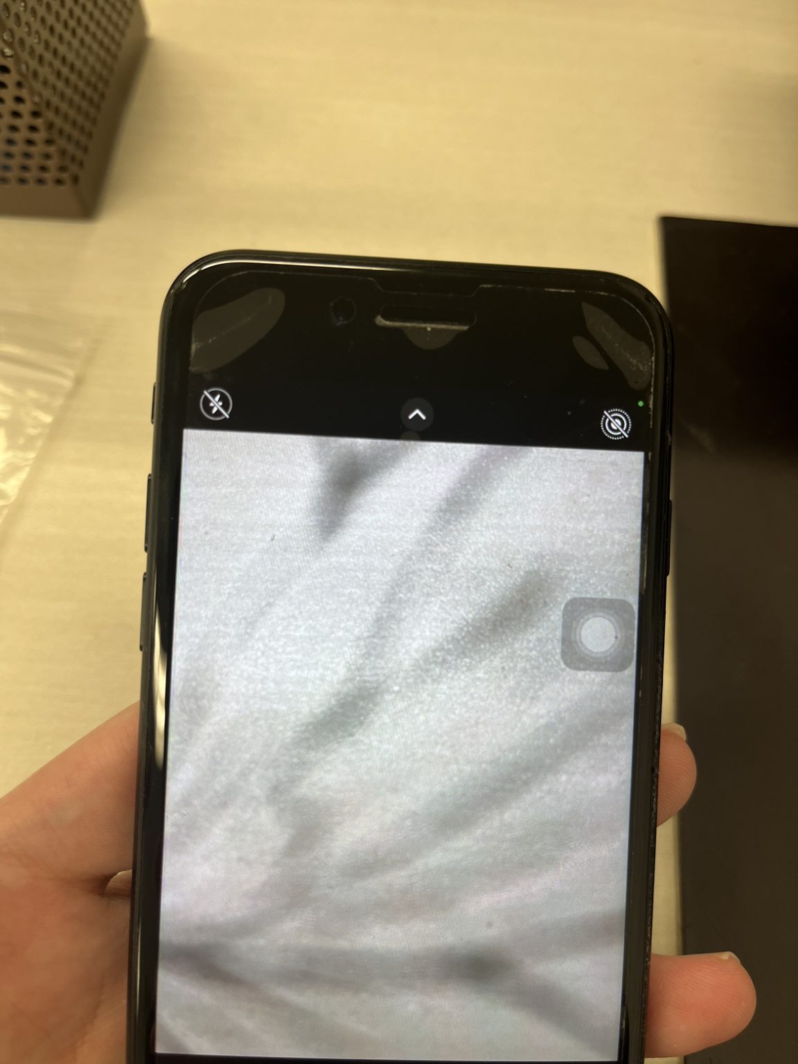 iPhone SE2のカメラ割れ修理