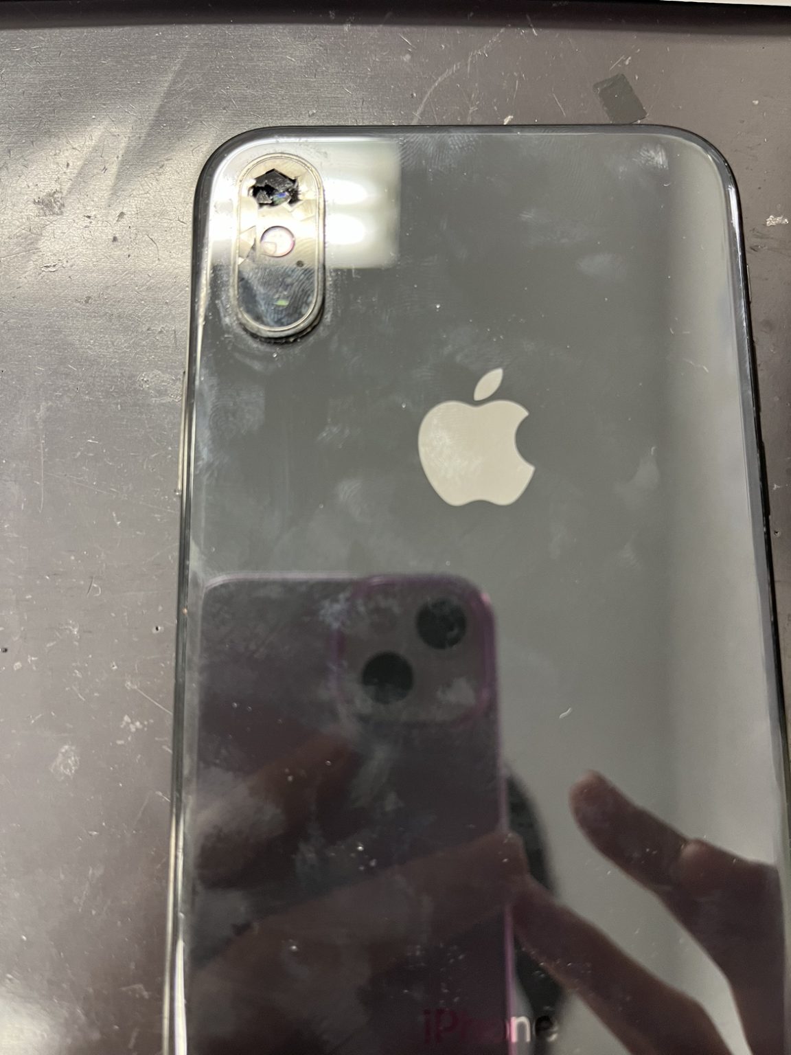 iPhone XSのカメラ割れ修理
