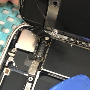 iPhoneSE2 画面交換修理 スマホスピタル博多駅前店 博多 iPhone修理