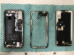 iPhone11 画面交換修理 スマホスピタル博多駅前店 博多 iPhone修理202311