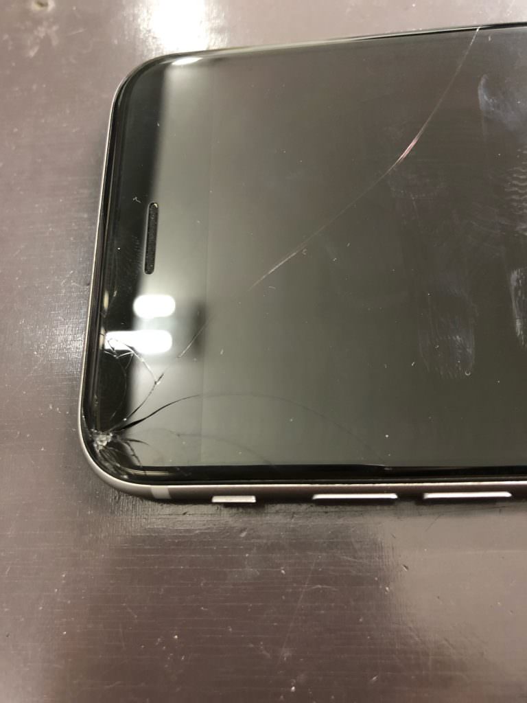 iPhone7 画面 上部
