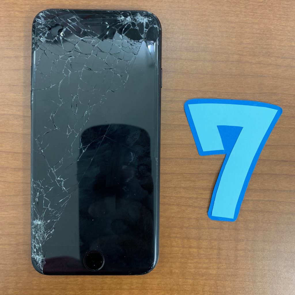 iPhone7 スマホスピタル熊本店