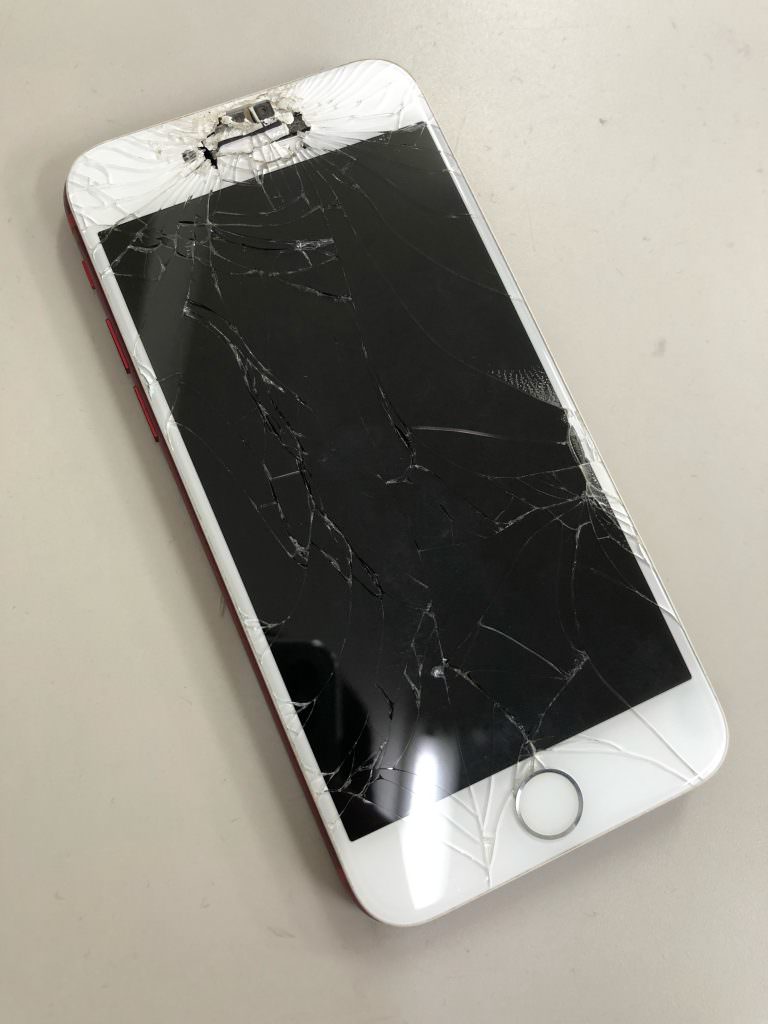 iPhone7(A1799) 画面交換修理(重度) 修理前