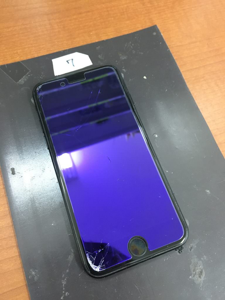 iPhone7 画面交換修理前