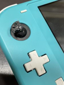 Switch Lite / 修理前