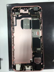 iPhone6s/バッテリー交換修理④ スマホスピタル熊本下通店