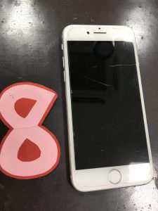 iPhone8 画面交換修理前