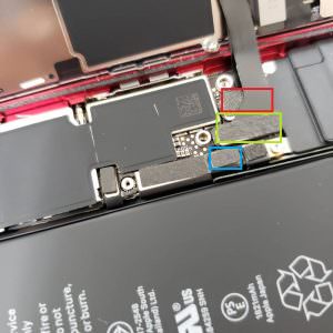 スマホスピタル熊本下通店iPhone画面割れガラス割れ表示不良画面交換作業