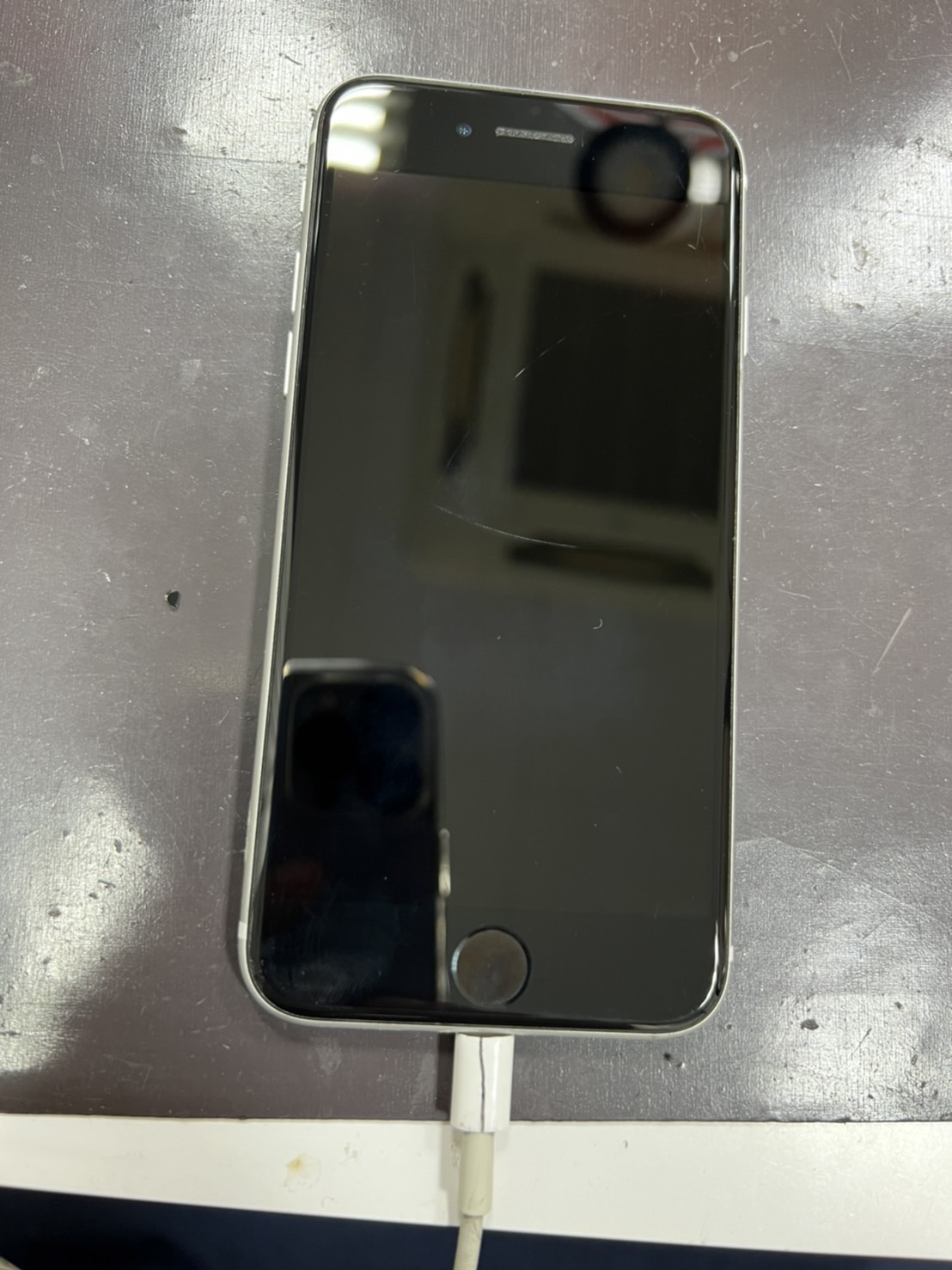 充電できたりできなかったり】iPhone SE 第2世代 ドックコネクター交換