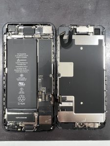 iPhoneSE第2世代/画面の取り外し