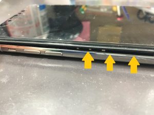 iPhoneX バッテリー膨張　バッテリー交換