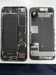 iPhoneSE第2世代/画面の取り外し