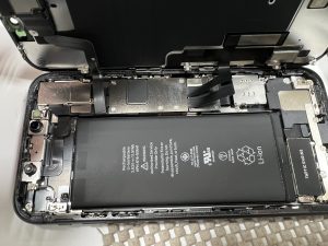 iPhone11 画面割れ ガラス割れ 画面交換