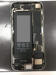 iPhone8 バッテリー交換 電池