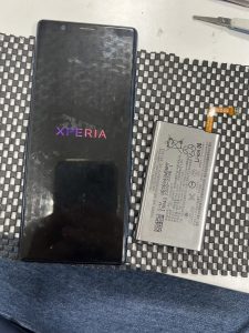 Xperia5　バッテリー交換後