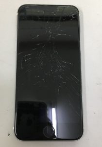 スマホスピタル熊本下通店 iPhoneSE3 画面交換