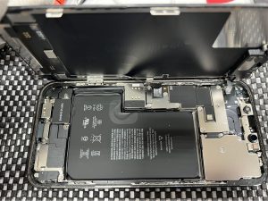 iPhone12ProMax 修理 スマホスピタル熊本下通店