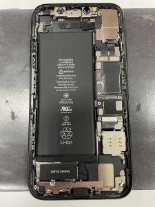 iPhone11 バッテリー交換 電池