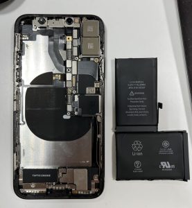 iPhoneX　バッテリーの取り外し