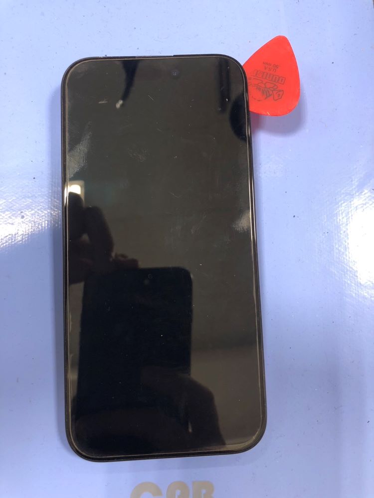 iPhone15Pro】画面が割れてしまっても最短60分で画面交換修理が iPhone15Pro】画面が割れてしまっても最短60分で画面交換修理が