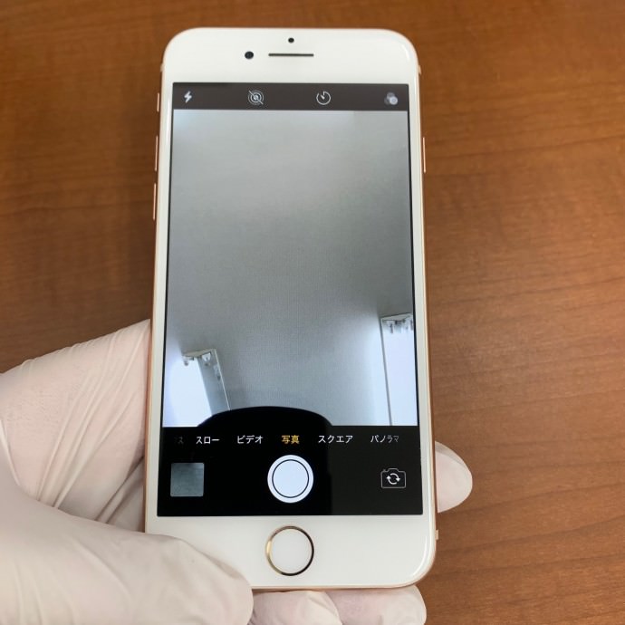 インカメラ交換修理後、映るようになっている/iPhone8(A1906/ゴールド)