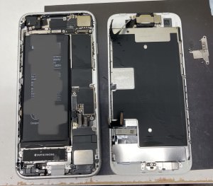 iPhone8 画面交換 スマホスピタル鹿児島店