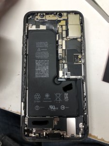 iPhoneXS バッテリー交換修理 スマホスピタル鹿児島店