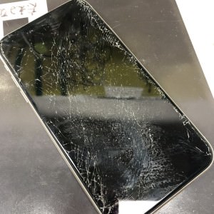 iPhone11 ガラス交換 スマホスピタル鹿児島店