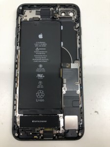 iPhone8plus ドックコネクター交換　スマホスピタル鹿児島店