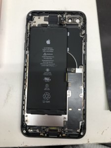 iPhone8plus ドックコネクター交換　スマホスピタル鹿児島店