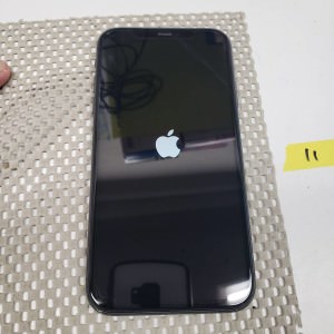 iPhone11 画面交換修理 スマホスピタル鹿児島店