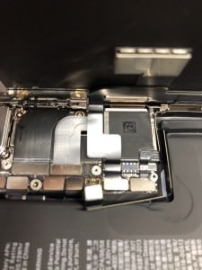 iPhoneXS 画面交換 スマホスピタル鹿児島店