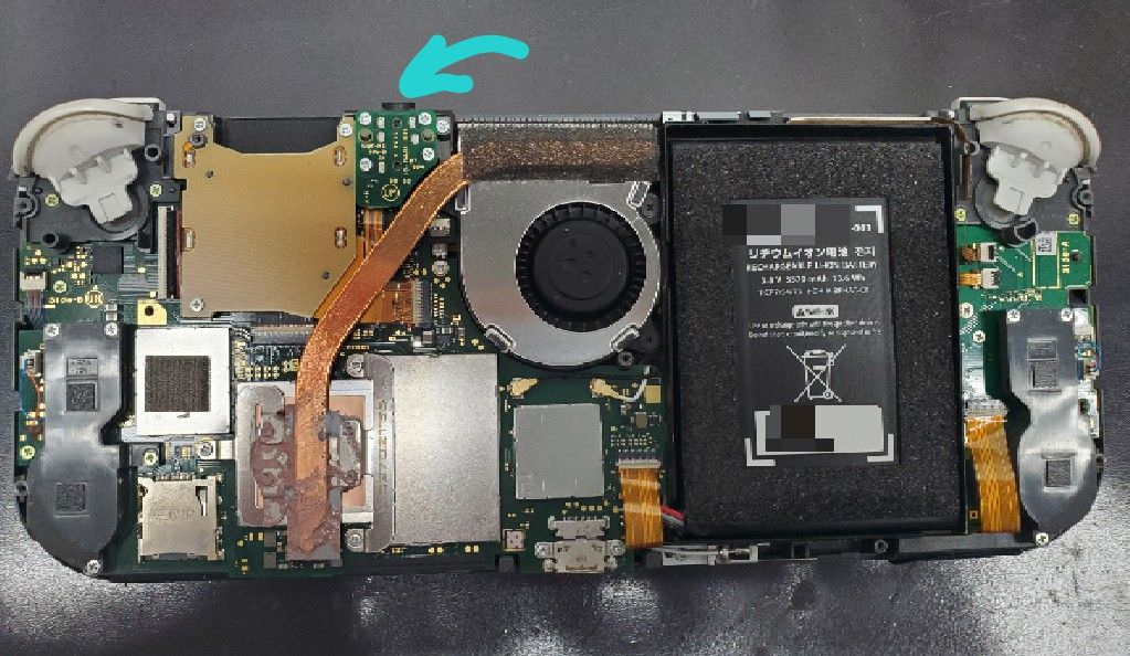 ある日突然 Switchliteの音が聞こえなくなった 今回はイヤホンジャック交換修理のご紹介です ゲーム機修理もスマホスピタル鹿児島店にお任せください スマホスピタル鹿児島