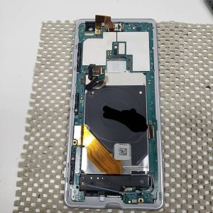 Xperia XZ3 バッテリー交換修理　修理7