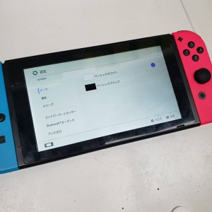 Switch 液晶交換修理　ゲーム修理　即日修理　分解1