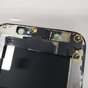 iPhone Xs　タッチ不良　画面交換修理　分解3