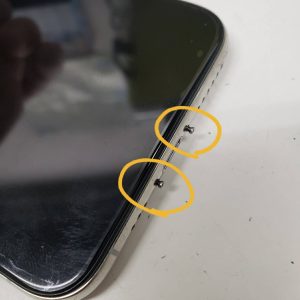 iPhone Xs　タッチ不良　画面交換修理　分解8