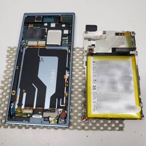 スマホスピタル鹿児島店　Xperia修理　バッテリー交換3