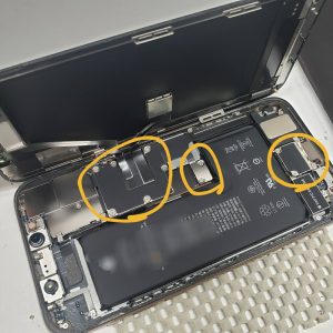 iPhone11 Pro　画面交換修理　スマホスピタル鹿児島店　2