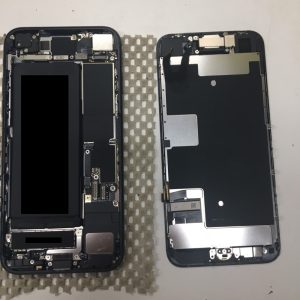 iPhoneSE第二世代　バッテリー交換修理　スマホスピタル鹿児島店　即日修理