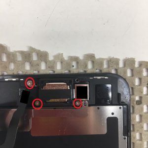 iPhoneSE3　画面交換　即日修理　スマホスピタル鹿児島店　データはそのまま