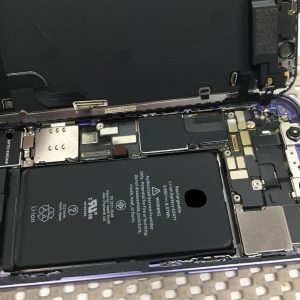 iPhone修理　バッテリー交換　スマホスピタル鹿児島店