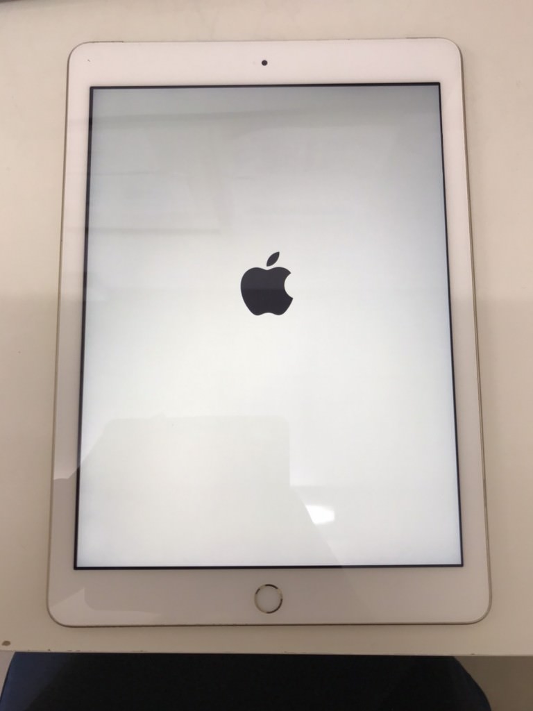 iPad5 液晶交換 スマホスピタル佐賀駅前店