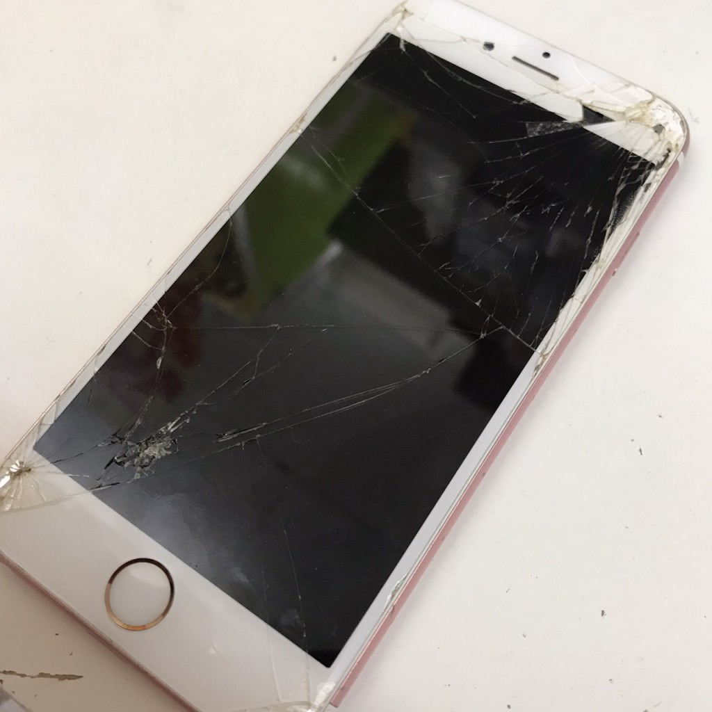 iPhone6s 画面交換 スマホスピタル佐賀駅前店