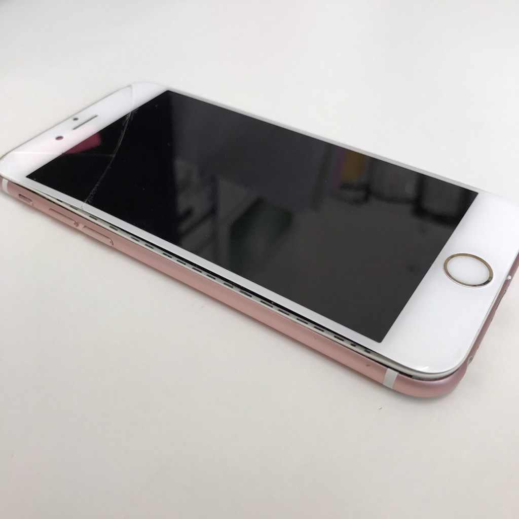 iPhone6s バッテリー膨張 スマホスピタル佐賀駅前店