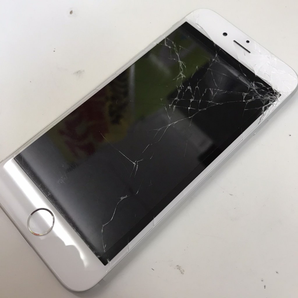 iPhone6 画面交換 スマホスピタル佐賀駅前店
