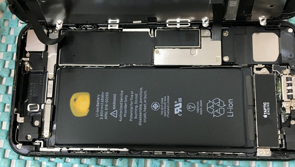iPhone7ガラス液晶交換修理展開画像スマホスピタル佐賀駅前店