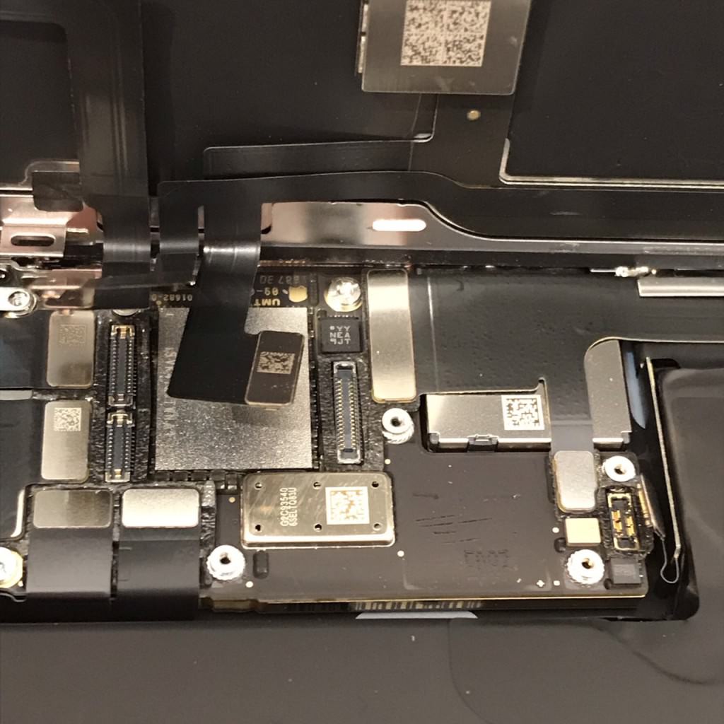 iPhone11ProMax 画面交換 スマホスピタル佐賀駅前店