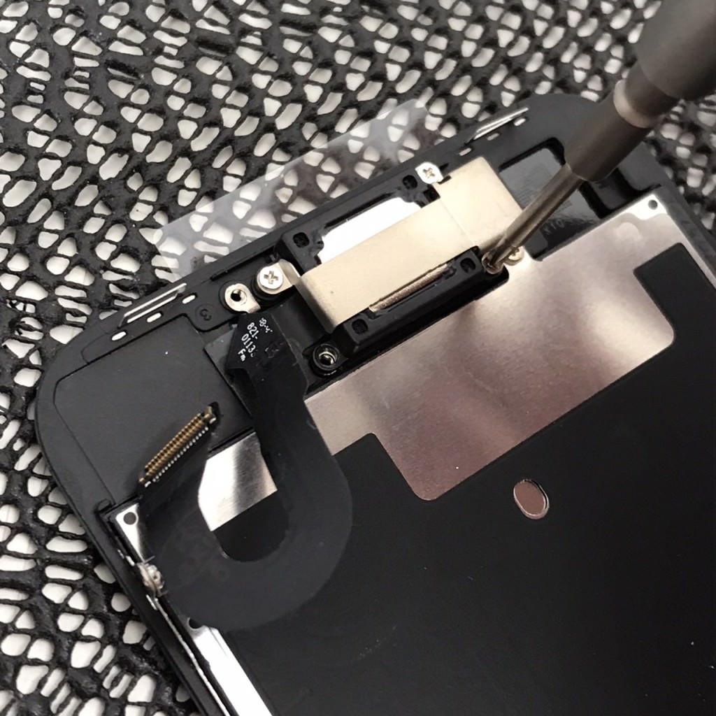 iPhoneSE2 画面交換 スマホスピタル佐賀駅前店